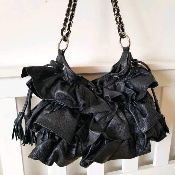 ⭐HOST PICK⭐ Adrienne Vittadini Leather Ruffle Bag